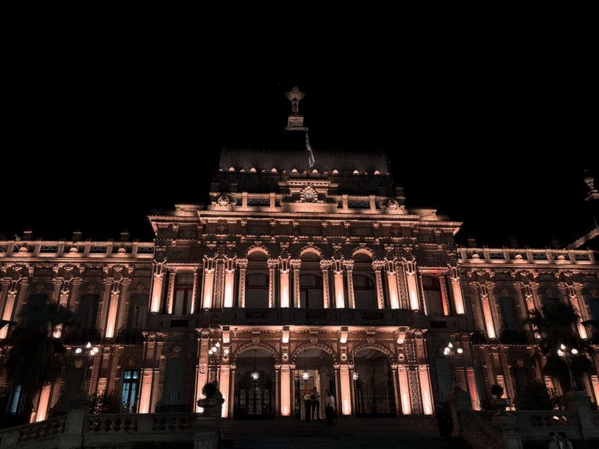 Stunning night view of the Government Palace in San Miguel de Tucumán, Argentina, beautifully illuminated.
