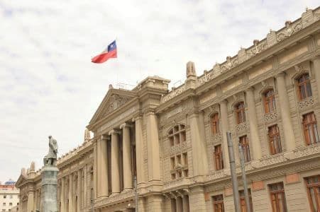 Corte de Santiago acoge reclamo de ilegalidad interpuesto en contra de una decisión del CPLT que le ordenó al Servicio Nacional del Servicio Civil proporcionar antecedentes relativos a un concurso público.