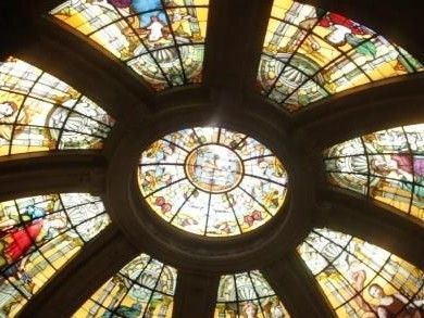 TC deberá pronunciarse si admite a trámite requerimiento de inaplicabilidad que impugna norma de la Ley de Quiebras que autoriza notificación por el artículo 44 del CPC cuando el demandado no se encuentra en el lugar del juicio.
