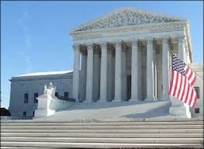 Corte Suprema de Estados Unidos declaró inconstitucionalidad de norma que impedía el matrimonio entre personas del mismo sexo