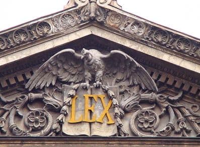 Corte de Santiago rechazó reclamo de ilegalidad respecto de decisión del CPLT que ordenó al ISP entregar ciertos antecedentes.