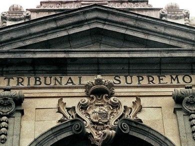 TS de España confirma nulidad de una cláusula introducida por empresa de telefonía para convertir un servicio gratuito en uno de pago.