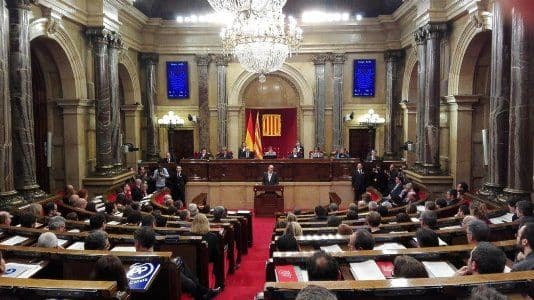 Acerca de las penas privativas de libertad contempladas en el Código Penal español a las declaraciones de independencia.