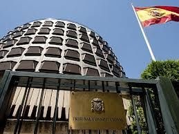 TC español deberá pronunciarse sobre constitucionalidad de ley valenciana que autoriza revocar designación de senadores.