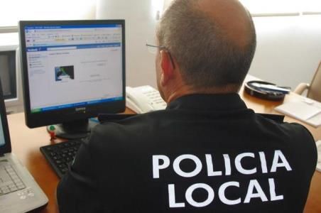 Caso español: Condenado a trabajos comunitarios por insultar a su ex pareja en Facebook.