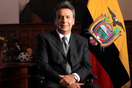 Presidente de Ecuador convocó a la ciudadanía a consulta para anular ley de reelección indefinida y decidir sobre otros asuntos de interés nacional sin esperar el pronunciamiento del TC.