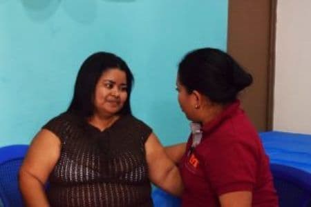 Solicitan al Gobierno de El Salvador despenalizar el aborto tras liberación de una mujer encarcelada por emergencia obstétrica.