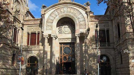 Caso español: Audiencia de Barcelona califica como abuso sexual penetrar a una menor en estado de shock.
