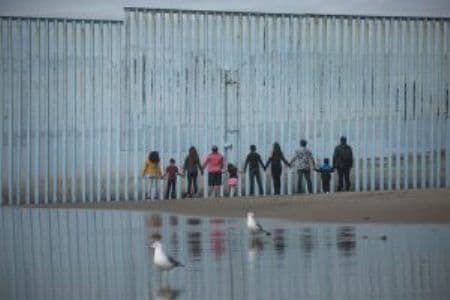 Condenan separación sistemática de familias solicitantes de asilo en Estados Unidos por ser una violación del derecho internacional.