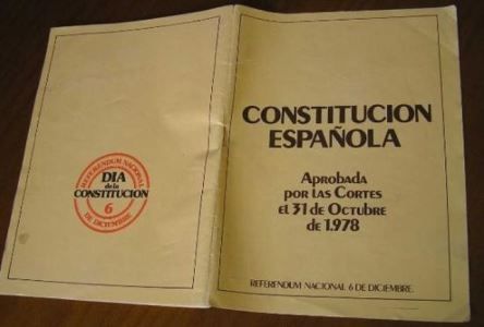 España: Publican «En su 40 aniversario, el lenguaje de la Constitución pasará el examen de la RAE para hacerlo inclusivo».
