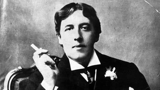 Publican «Oscar Wilde, condenado por gay, indultado 122 años después por el Gobierno británico».