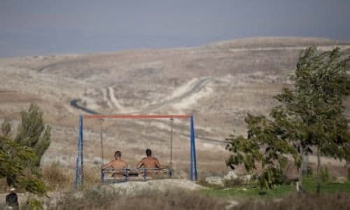 Senado de Irlanda adopta ley que prohíbe importación de productos israelíes provenientes de territorios palestinos ocupados.