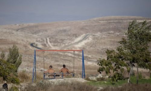 Senado de Irlanda adopta ley que prohíbe importación de productos israelíes provenientes de territorios palestinos ocupados.