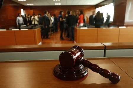 En España: Acerca de «¿Cuáles son las reglas de comportamiento que rigen en los juicios?»