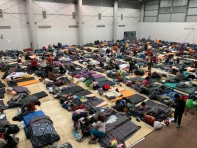 Amnistía afirma que Gobierno de Estados Unidos pone en peligro a solicitantes de asilo con políticas ilícitas.