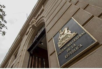 CGR determina que no vulnera el principio de igualdad de los oferentes la participación de personas jurídicas sin fines de lucro en una licitación pública.