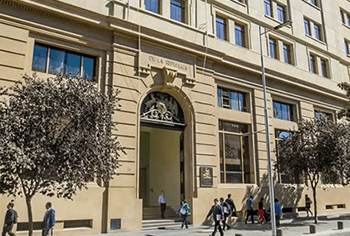 CGR se pronuncia sobre procedencia de pagar viáticos respecto de determinadas comisiones de servicios en Policía de Investigaciones de Chile.