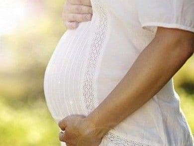 TEDH establece que los Estados deben reconocer el vínculo legal entre 'madre de intención' y bebé por gestación subrogada.