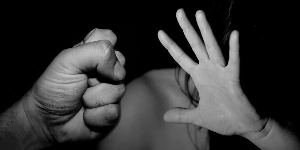 La protección especial de la mujer en el Derecho Internacional de los Derechos Humanos. Caso argentino.