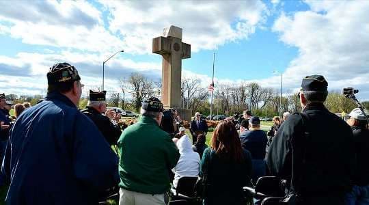Victoria para la libertad religiosa: Cruz no será removida de plaza pública en EEUU.