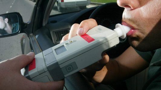 En España: Las grabaciones en vídeo de conductores alcoholizados y/o drogados preocupan a los expertos en privacidad.