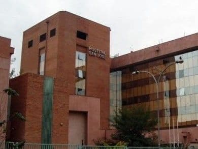 Corte de Santiago acoge demanda por despido injustificado de funcionario de hospital.