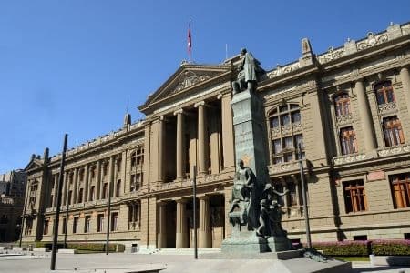 CS acoge unificación y demanda por despido injustificado de funcionario público.