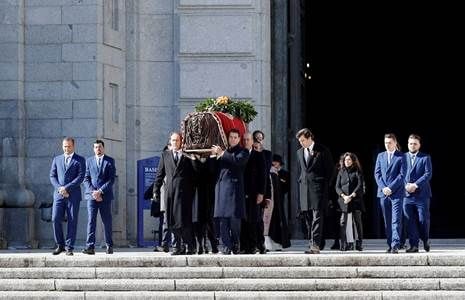 Nietos de Francisco Franco llevan al Tribunal Europeo de Derechos Humanos la demanda por la exhumación de sus restos del Valle de los Caídos.