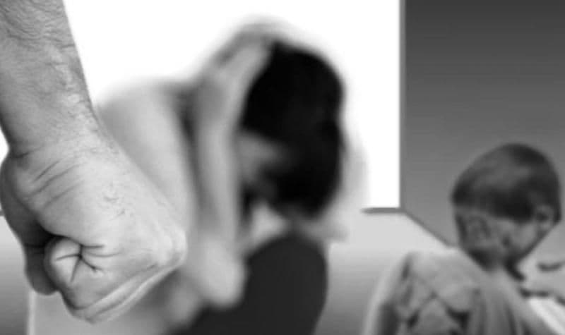 España: Tribunal anula la expulsión del país de un maltratador para que pueda seguir visitando a su hijo discapacitado.