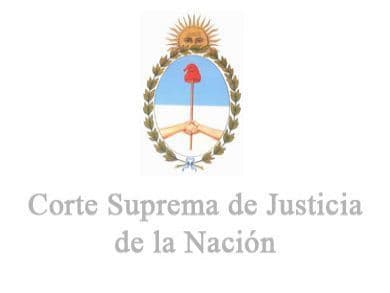 Corte Suprema Argentina rechazó amparo contra el Gobierno de la Provincia de Buenos Aires y contra el Estado Nacional por protección de derechos a la vivienda y a la salud de residentes de geriátrico por COVID-19.