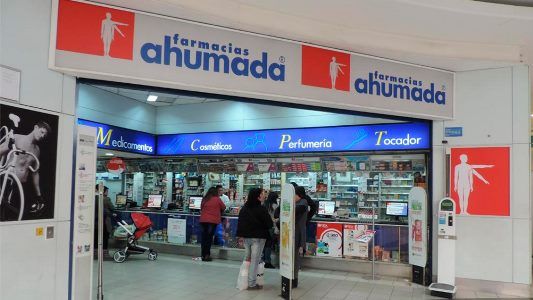 Corte de Santiago confirma fallo que rechazó demanda contra farmacia por prácticas antisindicales.