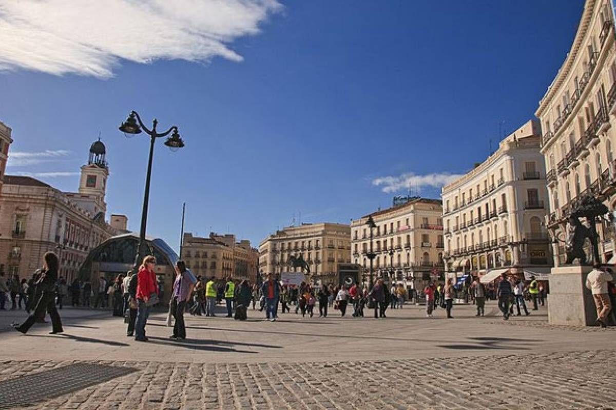 Tribunal Superior de Justicia de Madrid permite al Partido Comunista de los Pueblos de España concentrarse el día 23 en la Puerta del Sol con restricciones.