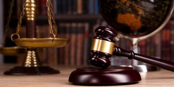 1° Juzgado de Letras del Trabajo de Santiago rechazó tutela de Gerente General y acogió demanda por despido injustificado.