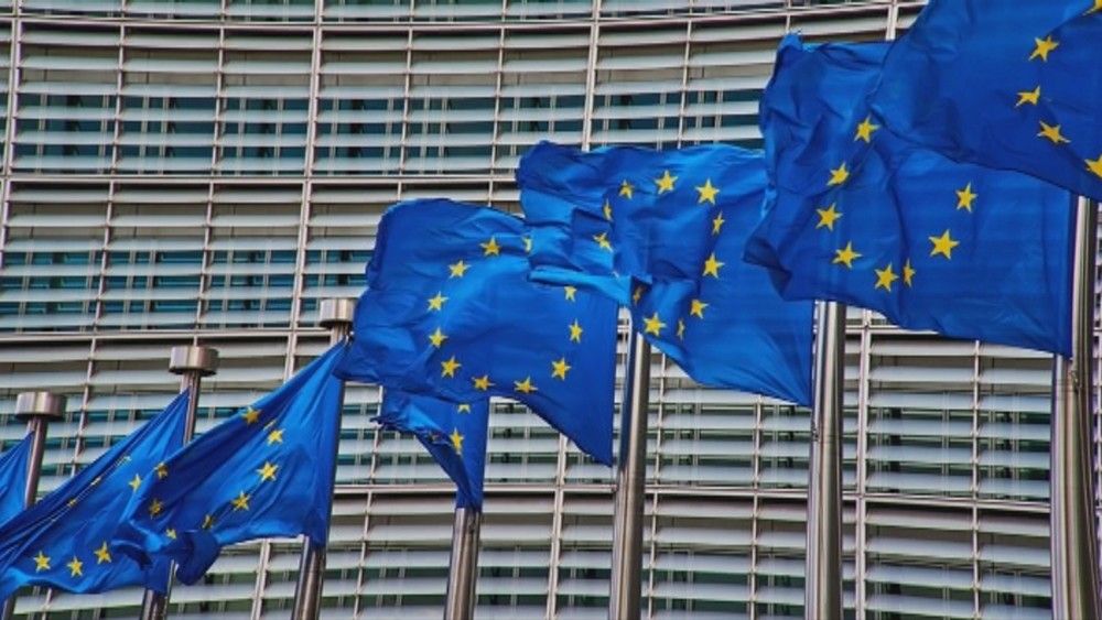Tribunal Europeo de DDHH insta a España a restablecer el contacto de una madre con su hijo dado en adopción sin su consentimiento.