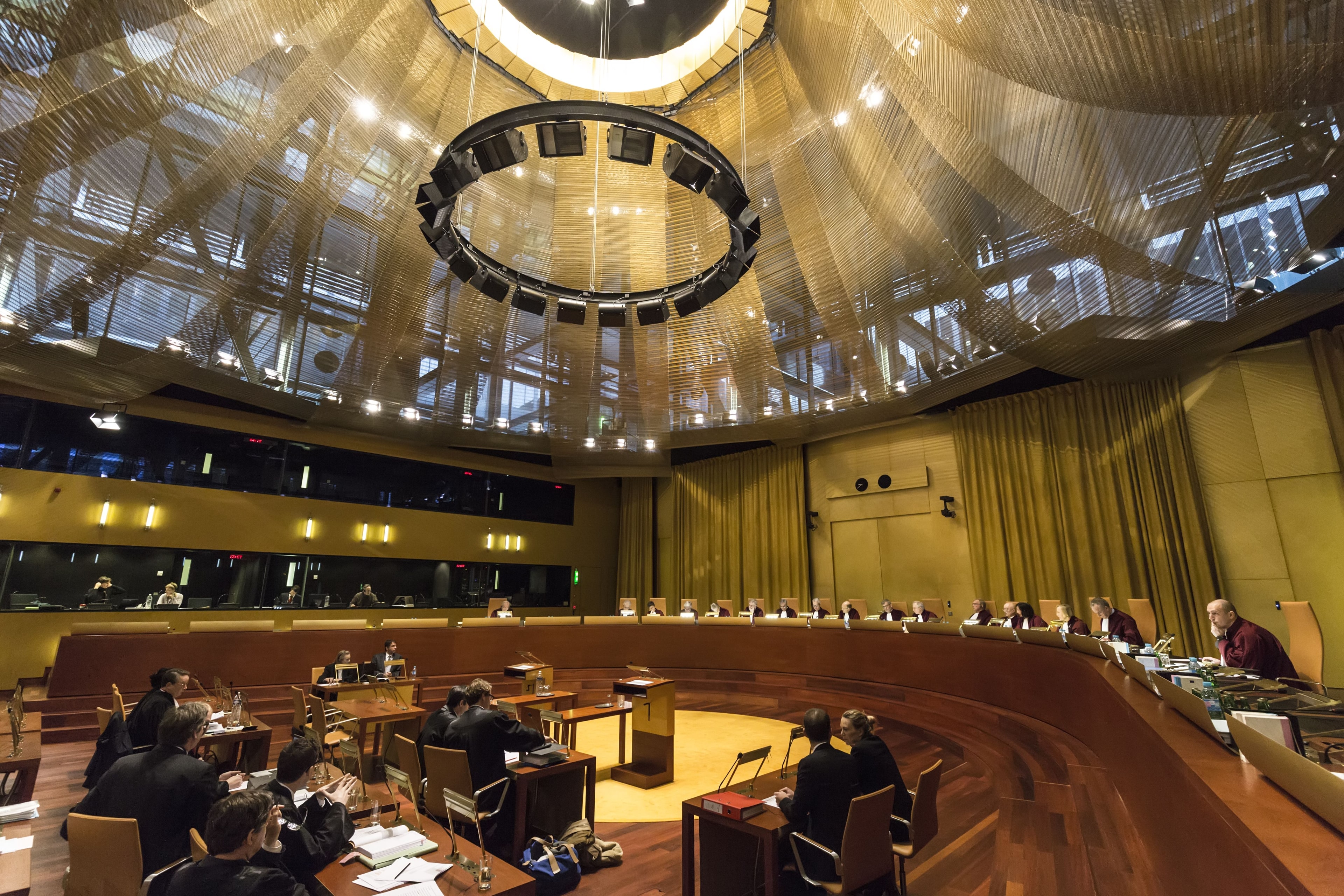 Abogada General del TJUE indica que un requerimiento de información emitido en el marco de un intercambio de información entre autoridades fiscales de diferentes Estados debe poder ser sometido a control judicial.