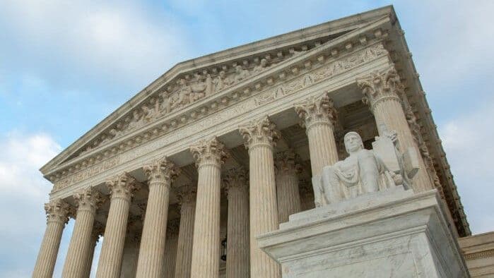 Corte Suprema de Estados Unidos protege la libertad religiosa en ley de trabajo y en fallos por anticonceptivos.