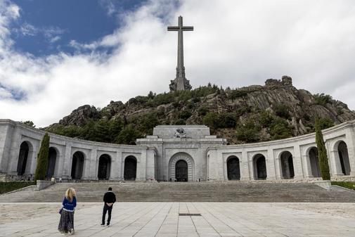 Tribunal Supremo de España rechaza todos los recursos referidos a la exhumación de Franco.