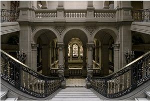 TC rechazó inaplicabilidad que impugna norma que infringiría el principio de reserva legal tributaria al no fijar parámetros a órganos administrativos para determinar tasas.