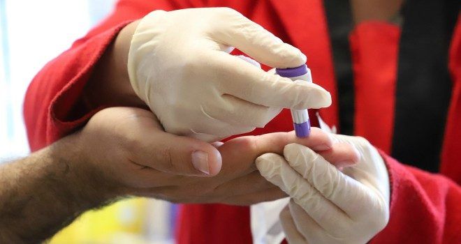 Ante un falso positivo la responsabilidad es completamente del laboratorio, señala CA argentina.