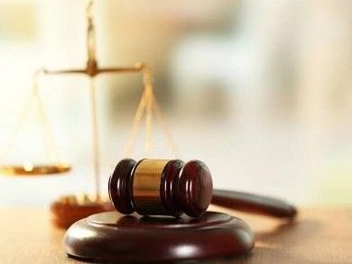 Empleador ejerció una represalia en contra de trabajadora por labor fiscalizadora de la Dirección del Trabajo motivada por la denuncia previamente efectuada por ella, lo que vulnera garantía de la indemnidad.