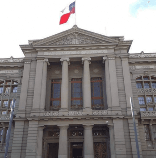 Corte Suprema acoge unificación de jurisprudencia y demanda por despido injustificado de funcionaria municipal contratada a honorarios