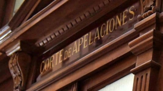 Corte de Santiago confirma fallo que acogió demanda de desafuero maternal de trabajadora presentada por empresa.