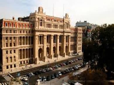 CS de Argentina confirma que el Tribunal competente para conocer de asuntos relativos a NNA es el juez donde se sitúa su centro de vida.