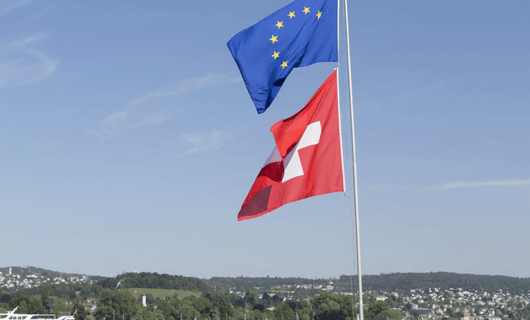 Suiza celebra hoy un referéndum para pronunciarse sobre la libre circulación con la Unión Europea.