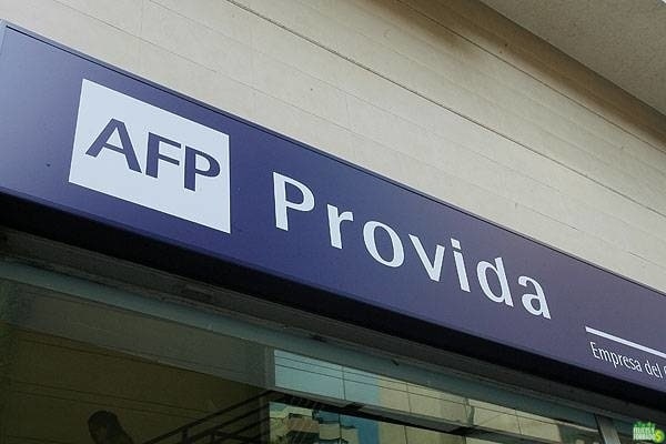 Juzgado Laboral acogió la demanda de tutela laboral presentada por agentes de ventas y asesores previsionales en contra de AFP excluidos de pago de bono por enfermedad.