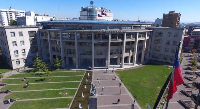 Corte de Apelaciones de Concepción acogió el recurso de protección presentado por vecino en contra de usuario de redes sociales que realizó publicaciones en perfil de la red Facebook, imputándole participación en delitos de carácter sexual.