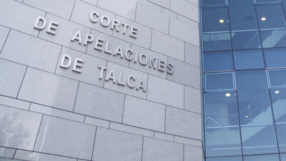 Corte de Talca rechaza recurso de nulidad interpuesto en contra de sentencia que desestimó denuncia de vulneración de derechos laborales y demanda subsidiaria por despido injustificado e improcedente y cobro de prestaciones laborales.