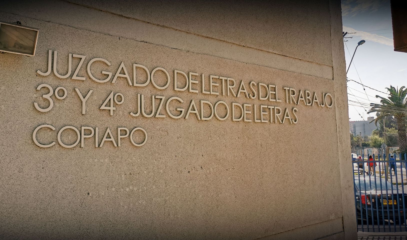 Juzgado de Letras de Copiapó acoge demanda de indemnización de perjuicios por accidente del trabajo, condenando solidariamente a la EST y a las empresas usuarias.