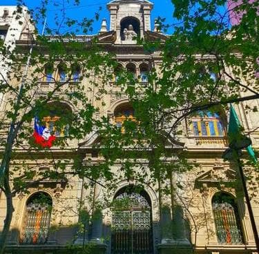 Normas que regulan la ejecución de las sentencias definitivas arbitrales se impugnan en sede de inaplicabilidad ante el Tribunal Constitucional.