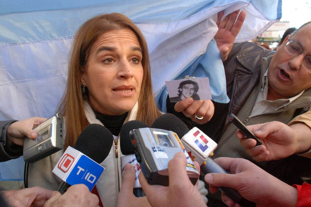 Corte Suprema de Argentina ratificó el derecho a la libertad de expresión y revocó condena contra una revista por sátira a evento organizado por Asociación de Presos Políticos.